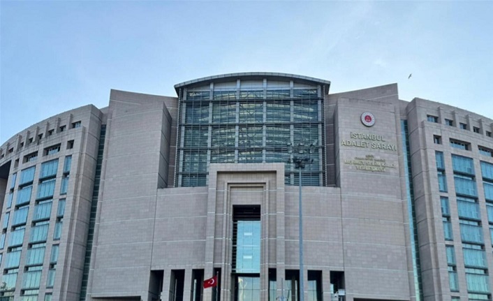 İBB'deki "yolsuzluk" ve "terör" soruşturmalarında kimler tutuklandı?