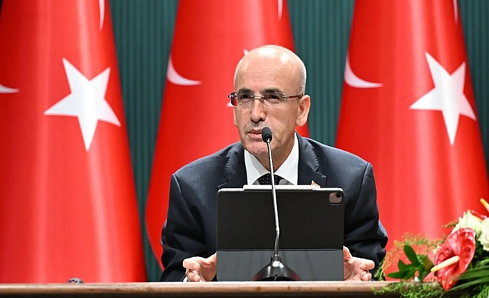 Bakan Şimşek: Cari açığın OVP hedefimizden daha düşük gerçekleşmesini öngörüyoruz
