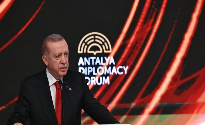 Diplomasinin kalbi Antalya'da atıyor