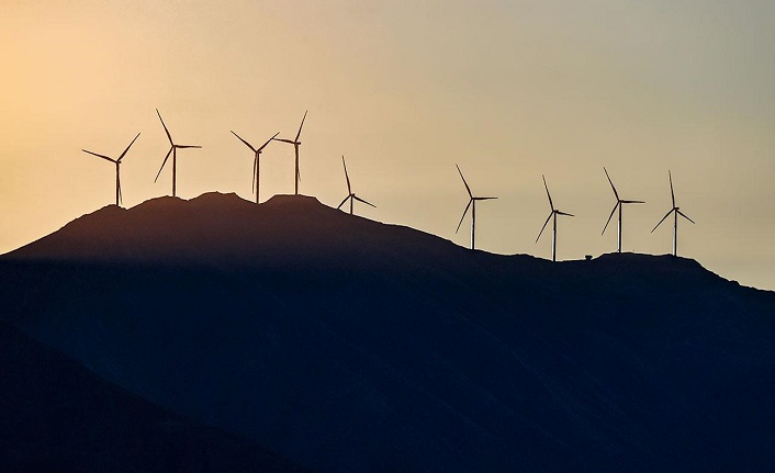 Rüzgar ve güneş, elektrik üretiminde yerli kömürü geride bıraktı