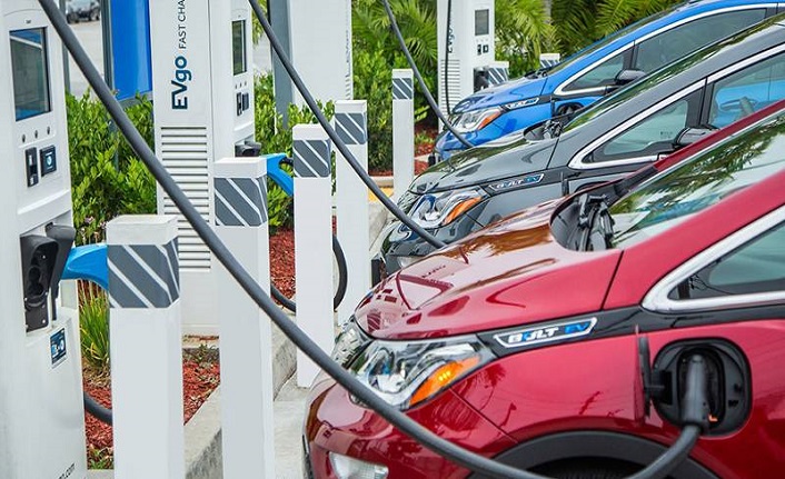 2030'da satılacak araçların yüzde 60'ı elektrikli olacak