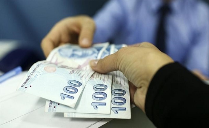 Bayramda emekliye toplam 57,4 milyar lira ikramiye ödenecek