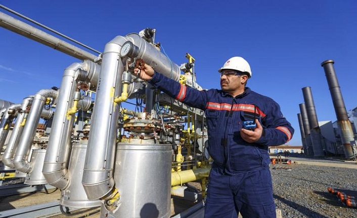 Enerji ithalatı faturası nisanda yüzde 3,2 azaldı