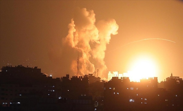 Katil İsrail'in savaş uçakları, Yemen'e hava saldırıları düzenledi