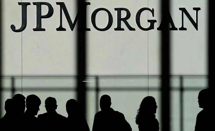Kripto karşıtı CEO'dan geri adım! JPMorgan müşterilerine Bitcoin yolu açılıyor