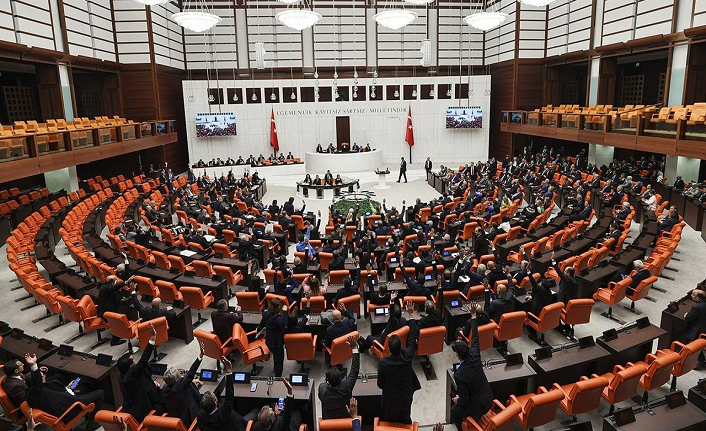 ‘İkinci Anayasa Komisyonu' akademisyenlerden oluşacak