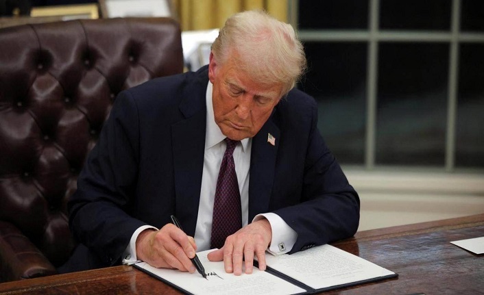 ABD Başkanı Trump, "vergi indirimi" tasarısını imzaladı