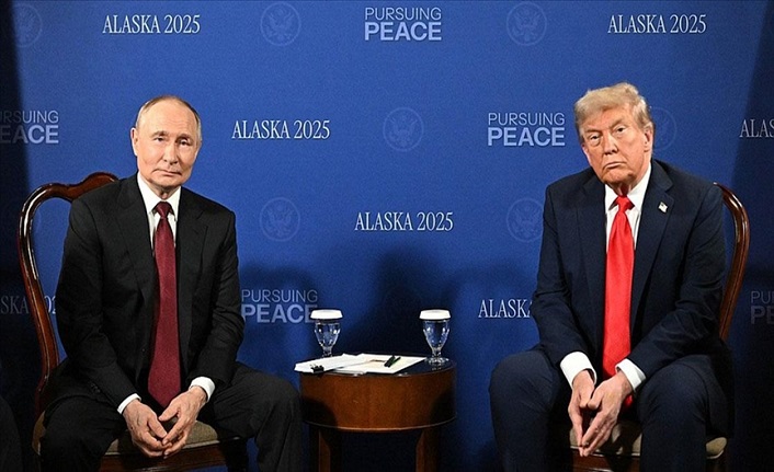 Trump ve Putin'in Alaska zirvesi 'verimli' geçti