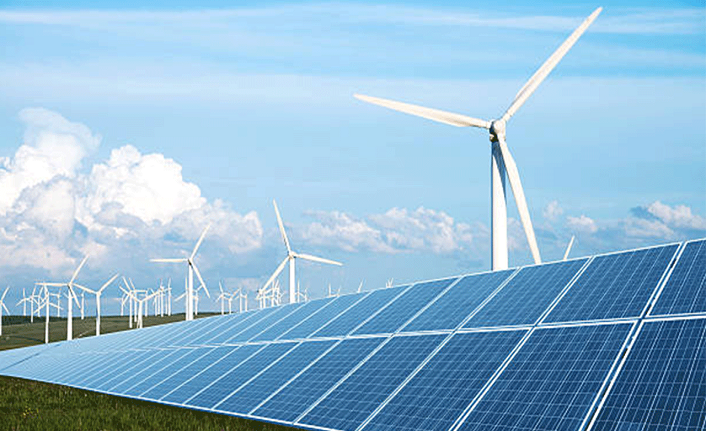 Ağustos'ta elektriğin yüzde 42'si rüzgar ve güneşten sağlandı