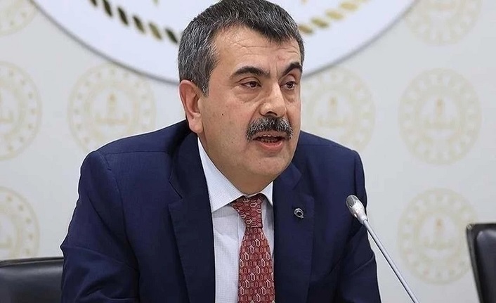 Bakan Tekin: Zorunlu eğitimi kısaltmaya yönelik rapor tamamlandı