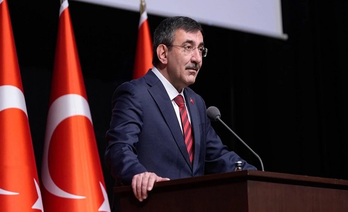 Cumhurbaşkanı Yardımcısı Cevdet Yılmaz'dan OVP ve enflasyon açıklaması!