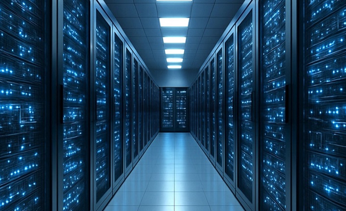 Elektriği yüklü kullanması veri merkezlerini sorgulatıyor: Teknoloji yatırımlarında milyarlarca dolar riskte