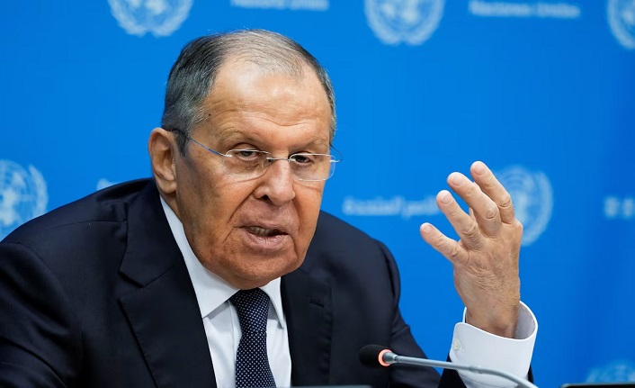 Lavrov: Putin ile Trump arasında zirvenin hazırlık sürecini ele almaya hazırız
