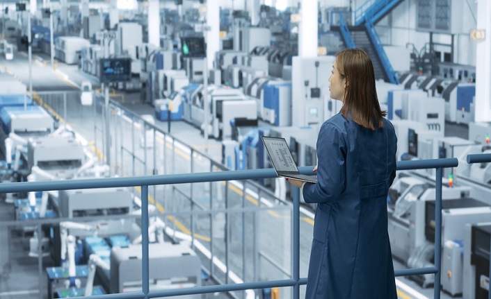 Maliyetler ve üretim sürelerinde çarpıcı düşüş: Robotlar ve yapay zeka Çin ekonomisini kökten değiştiriyor