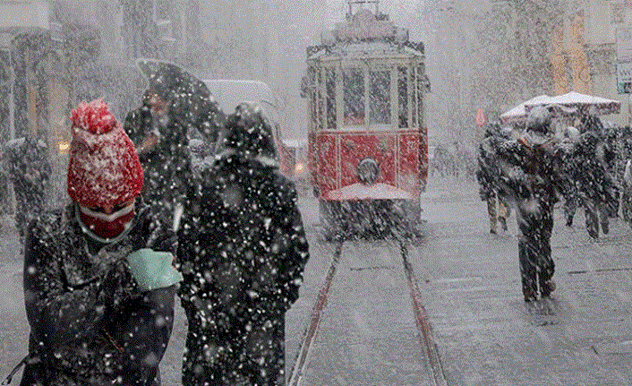 Kuvvetli yağış ve kar geliyor: Sıcaklıklar 4 derece düşecek