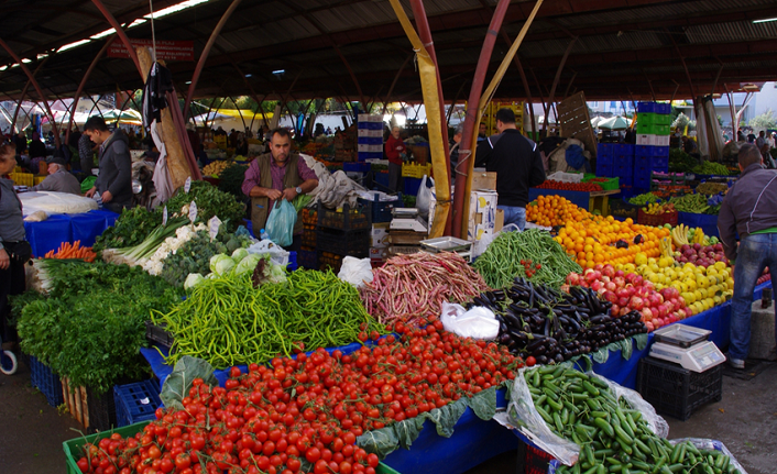 POLITICO anketi: Batı'da seçmen "Ekonomi kötüye gidiyor, siyaset çözüm üretmiyor" diyor