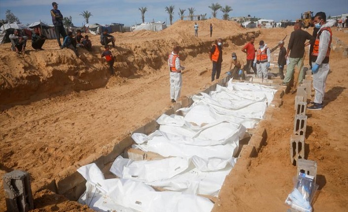 Soykırımcı İsrail'in Gazze'ye saldırılarında can kaybı 70 bin 654'e yükseldi