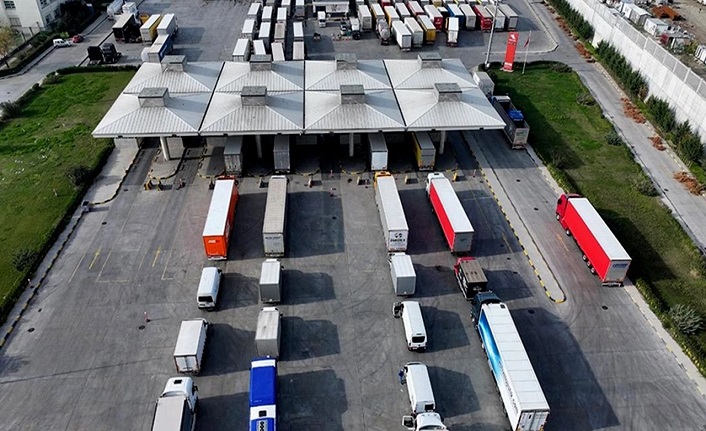 Yunanistan'daki grev sınırları kilitledi: Türkiye-Avrupa ticareti risk altında