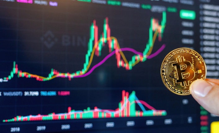 Bitcoin 2022’den bu yana ilk kez yılı kayıpla tamamladı