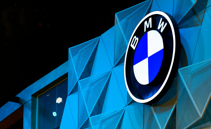 BMW: Elektrikli M3 yeni bir dönem başlatacak, yarış pistine hazır sürüş dinamikleri sunacak