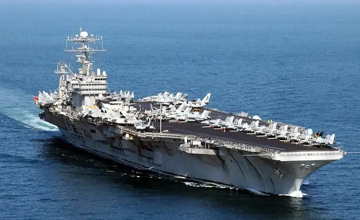 CENTCOM'dan USS Abraham Lincoln paylaşımı: Güvenlik ve istikrarı desteklemek için Orta Doğu'da konuşlandırıldı