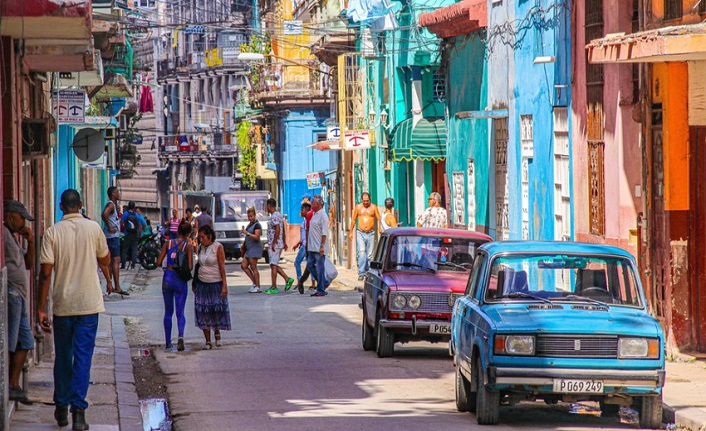 Maduro'nun kaçırılmasıyla petrol kaynağı yok olan Küba'yı nasıl bir gelecek bekliyor?