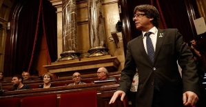Katalonya Parlamentosu Puigdemont'un başkanlığını oylayacak
