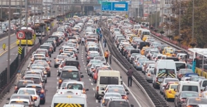 5 ayda 472 bin yeni araç trafiğe girdi