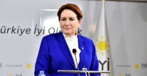 Akşener, partisinin genel merkezinde açıklama yaptı