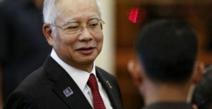 Malezya'da 900'den fazla banka hesabı donduruldu