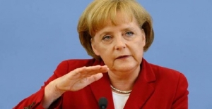 Merkel'den Suriye için '4'lü zirve' mesajı