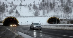 Bolu Dağı'nda kar yağışı