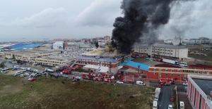 İstanbul'da 3 fabrikada yangın