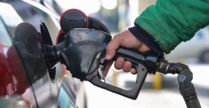 Kasımda benzin 73 kuruş ucuzladı