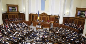 Ukrayna Rusya ile 'dostluğu' sona erdirdi