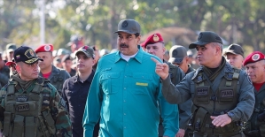 Maduro'dan askerlere birlik ve disiplin talimatı