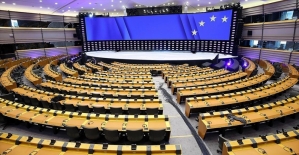 'Avrupa Parlamentosu'na 3 Türk vekil göndereceğiz'