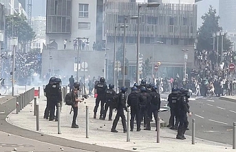 Fransa'daki protestolar Belçika'ya sıçradı! Yüzlerce gözaltı, sokağa çıkma yasağı