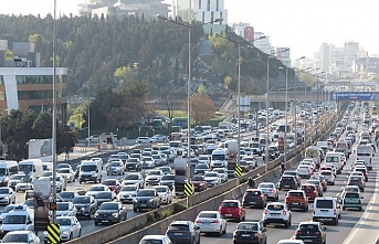 Trafikteki araç sayısı 220 bin 187 arttı