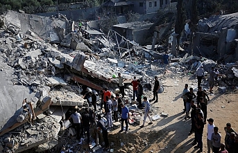 İsrail Gazze'de 22 bin 438 kişiyi katletti
