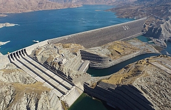 Türkiye'de her üç lambadan biri HES'lerin enerjisini kullanıyor