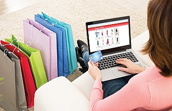 Ticaret Bakanlığı: Türkiye'nin 2023 yılı e-ticaret hacmi 1,85 trilyon TL'ye ulaştı