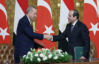 Kahire'de kritik zirve! Cumhurbaşkanı Erdoğan Sisi ile bir araya geldi