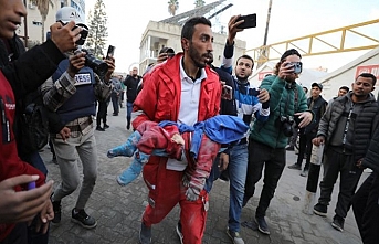 UNRWA'ya göre, İsrail'in kuşattığı Gazze'nin kuzeyindeki 60 bin kişi için ölüm her köşede
