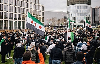 Almanya adım atıyor: Suriyelilerin sığınma talepleri iptal edilecek!