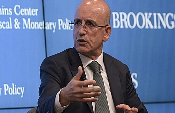 Bakan Şimşek Londra'da yatırımcılara seslendi: Dezenflasyonu arz yönlü tedbirlerle destekleyeceğiz