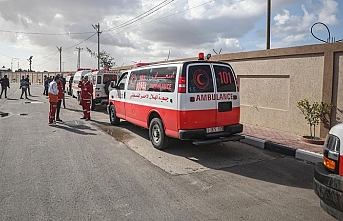 Filistin Kızılayı: İsrail, Refah'ta ambulansları kuşatma altına aldı