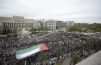 Washington'da binlerce kişi Filistin'e destek için toplandı