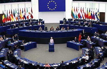 AP, "yolsuzluk"la mücadele için lobicileri merceğe aldı