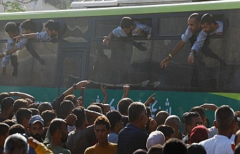 Soykırımcı İsrail, 2 bine yakın Filistinli esirin tümünü serbest bıraktı